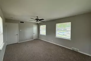 820 Carney Dr, Garland, TX 75041 - Photo 15