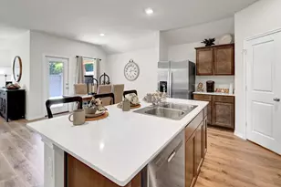 3204 Charleston Dr, Ennis, TX 75119 - Photo 15