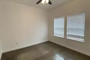 104 E Forest Ave, Sherman, TX 75090 - Photo 7