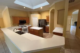 1120 Deer Valley Ln, Arlington, TX 76001 - Photo 7