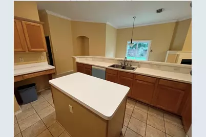 1120 Deer Valley Lane, Arlington, TX 76001 - Photo 5