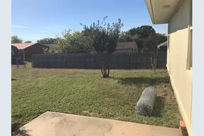 304 E 6th Street, Prosper, TX 75078 - Photo 17