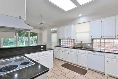 106 Riverside Park, Abilene, TX 79605 - Photo 9