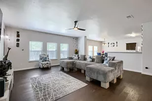 1200 Oak Creek Dr, Hutchins, TX 75141 - Photo 5