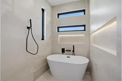 4526 Cabell Drive #104, Dallas, TX 75204 - Photo 15