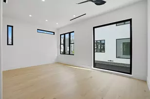4526 Cabell Dr, Dallas, TX 75204 - Photo 11