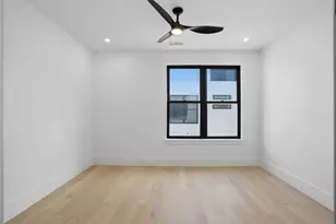 4526 Cabell Dr, Dallas, TX 75204 - Photo 13