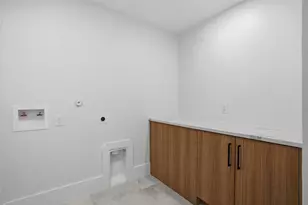 4526 Cabell Dr, Dallas, TX 75204 - Photo 19