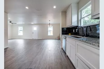 4220 Hamilton Avenue, Dallas, TX 75210 - Photo 7