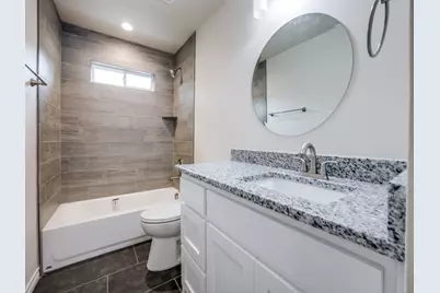 4220 Hamilton Avenue, Dallas, TX 75210 - Photo 13