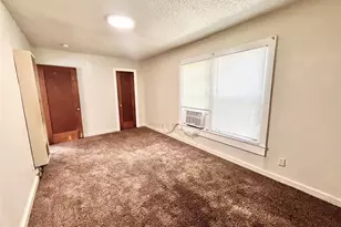 810 Magnolia St, Arlington, TX 76012 - Photo 11