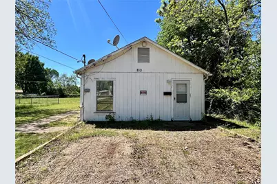 810 Magnolia Street, Arlington, TX 76012 - Photo 1