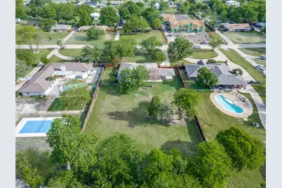 162 Skyline Drive, Murphy, TX 75094 - Photo 1