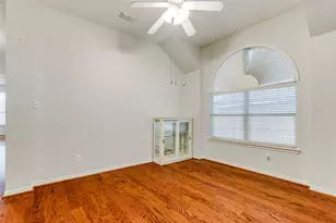 1010 Spring Tide Dr, Wylie, TX 75098 - Photo 9