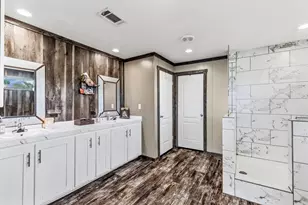 151 Hilltop Ln, Emory, TX 75440 - Photo 9