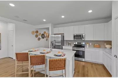 405 Jills Path, Seguin, TX 78155 - Photo 9