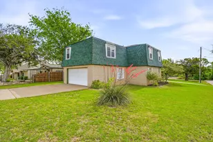 302 Hill St, Glen Rose, TX 76043 - Photo 5