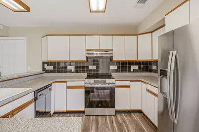 302 Hill Street, Glen Rose, TX 76043 - Photo 15