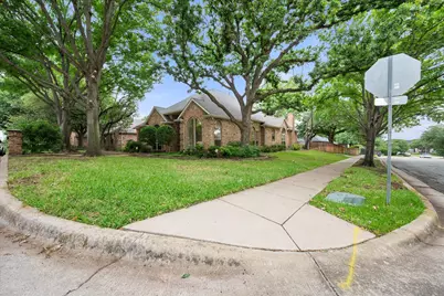 5200 Independence Avenue, Arlington, TX 76017 - Photo 3