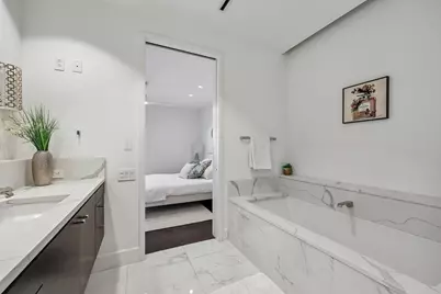 2408 Victory Park Lane #832, Dallas, TX 75219 - Photo 9