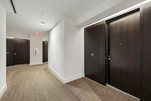 2408 Victory Park Ln, Dallas, TX 75219 - Photo 23