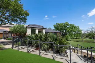 17214 Club Hill Dr, Dallas, TX 75248 - Photo 33
