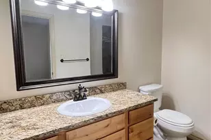 214 Lasso Ct, Mabank, TX 75143 - Photo 9