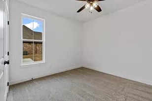 420 Olde Towne Rd, Paradise, TX 76073 - Photo 11