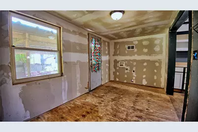 700 S Broad Street, Saint Jo, TX 76265 - Photo 7