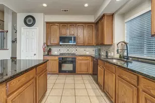 2312 Tawny Owl Rd, Grand Prairie, TX 75052 - Photo 19