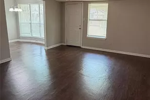 107 Hidalgo Ln, Arlington, TX 76014 - Photo 3