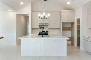 5026 Elizabeth St, Granbury, TX 76048 - Photo 9