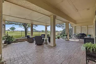 9801 Cypress St, Denton, TX 76207 - Photo 31