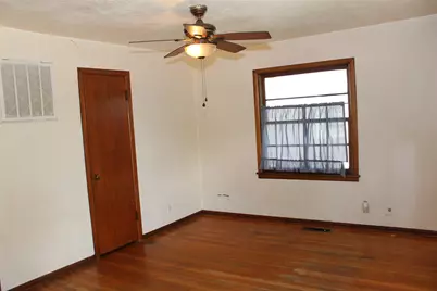 809 Forrestal Drive, Arlington, TX 76010 - Photo 7