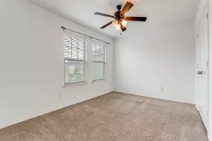 1029 Holly Anne Ln, Aubrey, TX 76227 - Photo 21