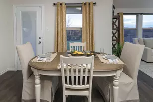 1006 Barton Dr, Ennis, TX 75119 - Photo 13