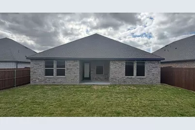 1006 Barton Drive, Ennis, TX 75119 - Photo 3