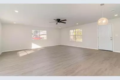 2003 W Bond Street, Denison, TX 75020 - Photo 7