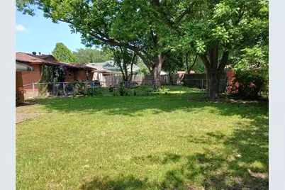 1102 11th Street, Plano, TX 75074 - Photo 3