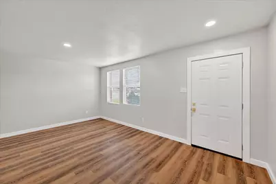 8400 Vinetree Drive, Arlington, TX 76002 - Photo 17