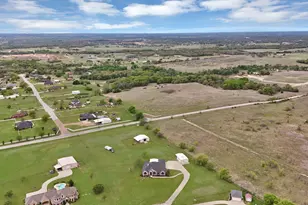 163 N Savanna Dr, Rhome, TX 76078 - Photo 35