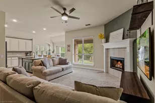 485 W Autumn Hill Bluff, Lavon, TX 75166 - Photo 5