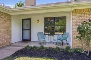 2616 Carten St, Fort Worth, TX 76112 - Photo 3