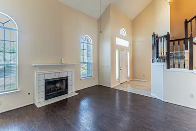 4500 Fargo Drive, Grand Prairie, TX 75052 - Photo 3