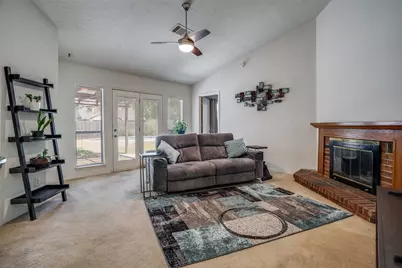 555 Gillespie Drive, Allen, TX 75002 - Photo 11