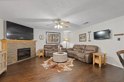 605 Owens Drive, Crowley, TX 76036 - Photo 9