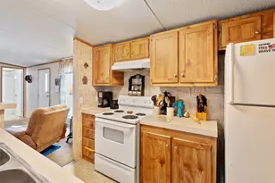 124 Meadowlark Ln, Mabank, TX 75156 - Photo 9