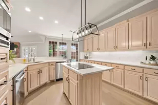 8800 Thornway Dr, North Richland Hills, TX 76182 - Photo 11