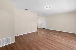 1704 Langford St, Greenville, TX 75401 - Photo 13