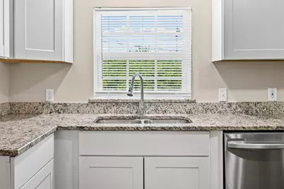 1704 Langford Street, Greenville, TX 75401 - Photo 9